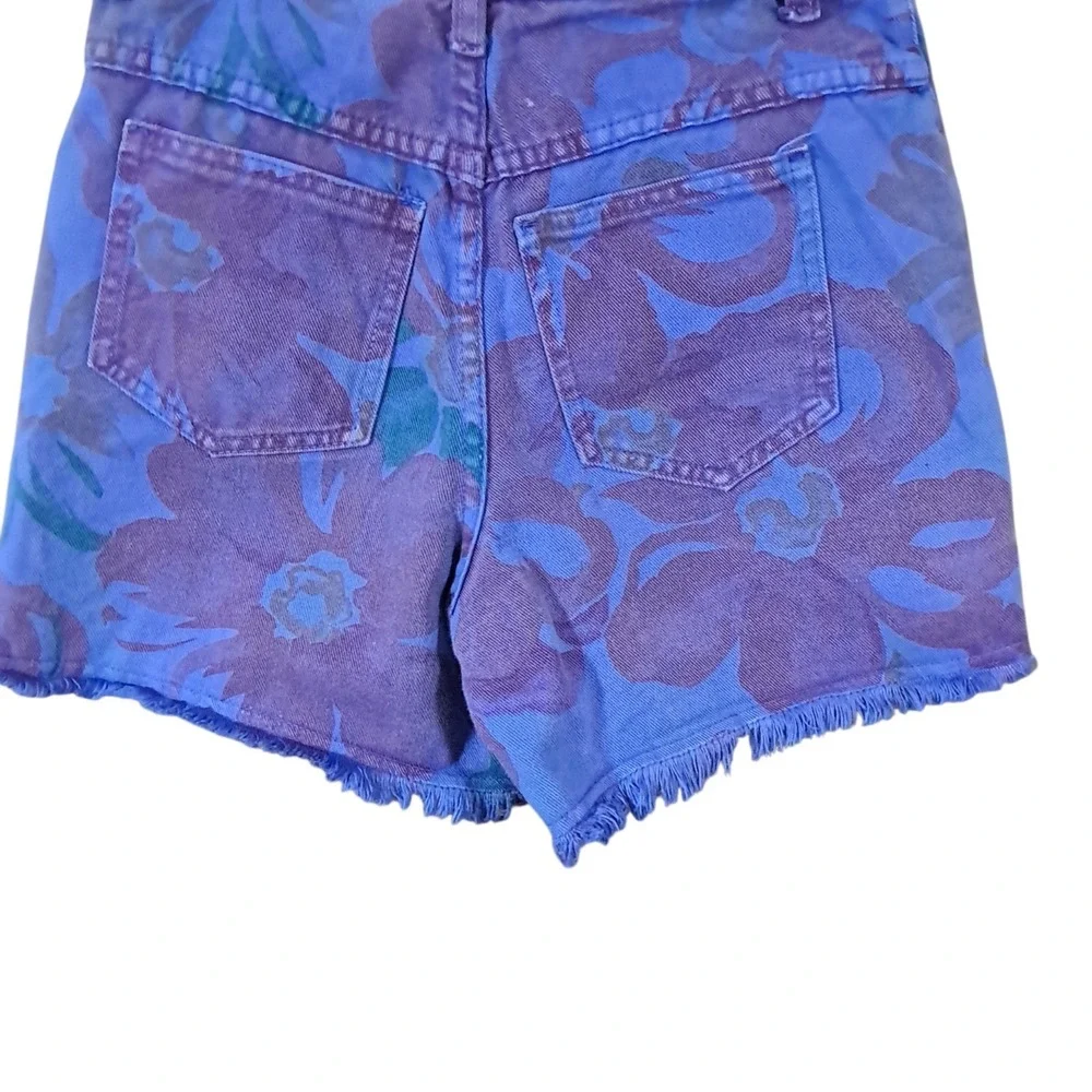 Vintage Michael Jeans Shorts Women 26 Denim High Rise Classic 90s Y2K USA Floral